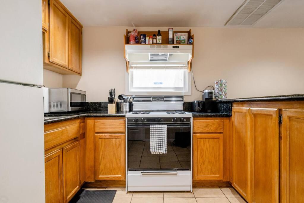 *2Bdr Victorian Home Away From Home - *Central Loc Sacramento Exterior foto